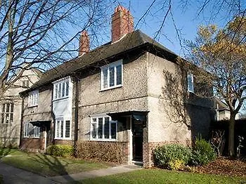 Hotel Port Sunlight Holiday Cottages Bebington