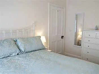 Port Sunlight Holiday Cottages Bebington
