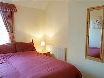 Port Sunlight Holiday Cottages Bebington Hotel